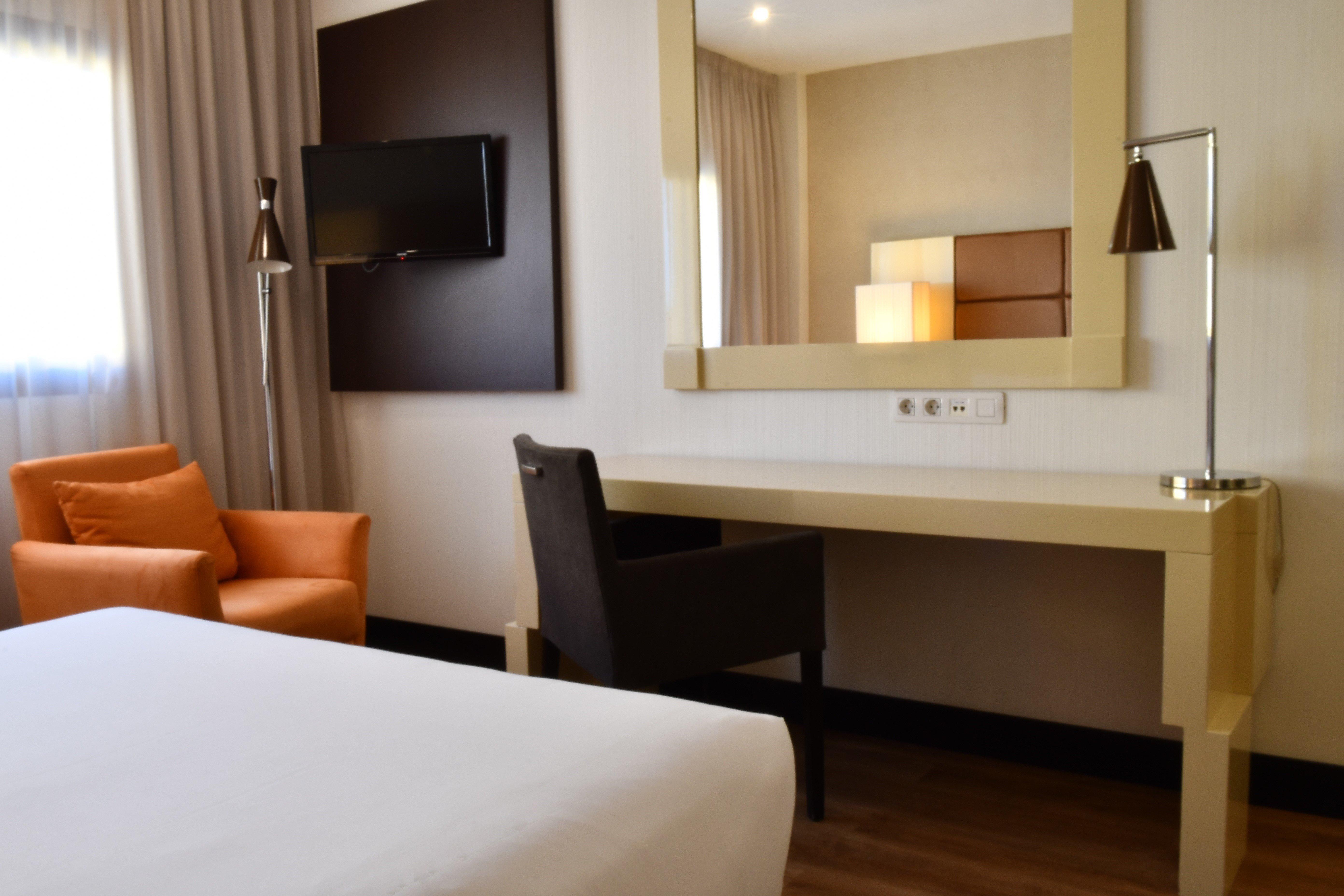 Holiday Inn Madrid - Las Tablas, An Ihg Hotel Buitenkant foto